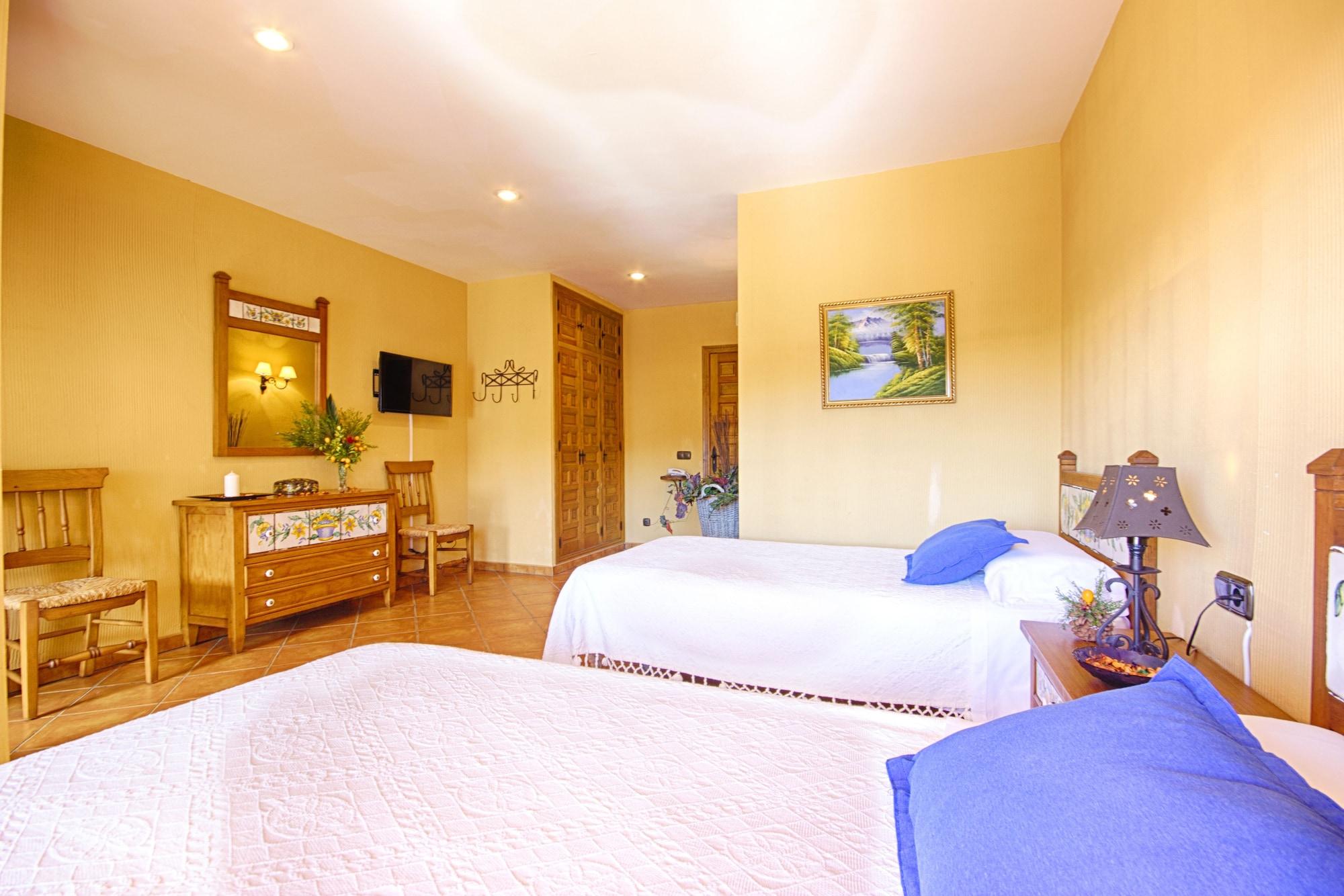 Hotel Rural Sierra Tejeda Alcaucín Esterno foto