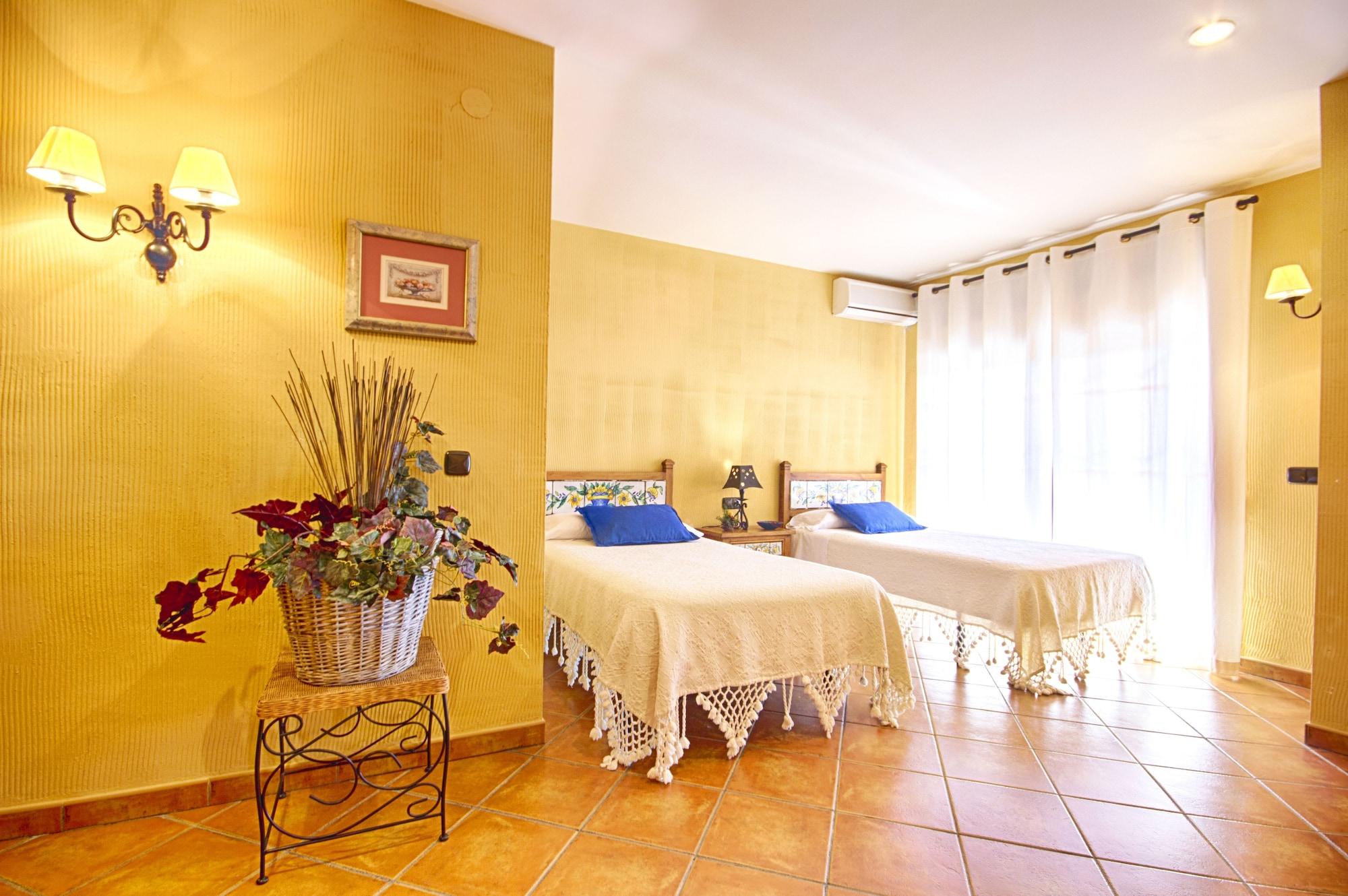 Hotel Rural Sierra Tejeda Alcaucín Esterno foto