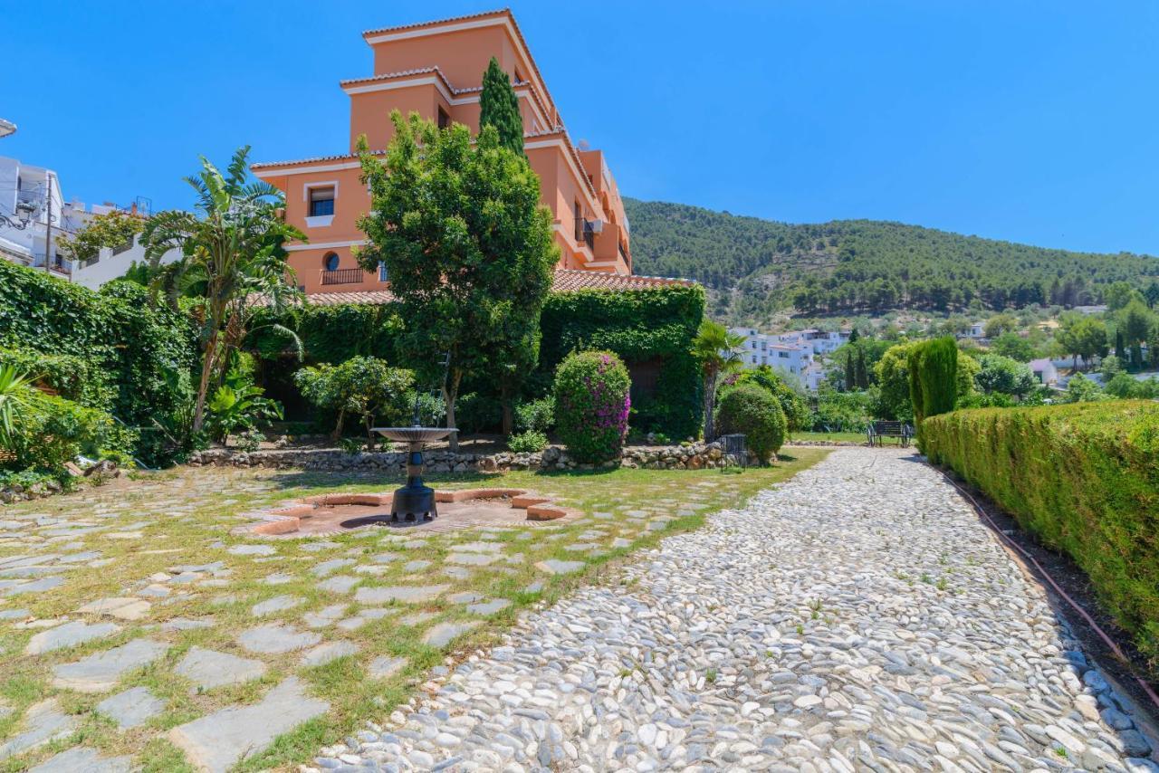 Hotel Rural Sierra Tejeda Alcaucín Esterno foto